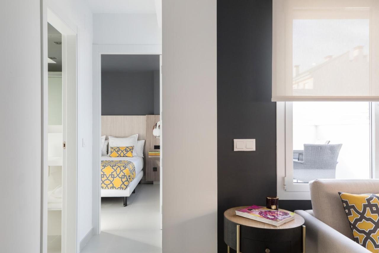 Apartamentos Las Torres Madrid Bagian luar foto