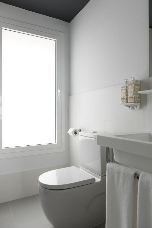 Apartamentos Las Torres Madrid Bagian luar foto